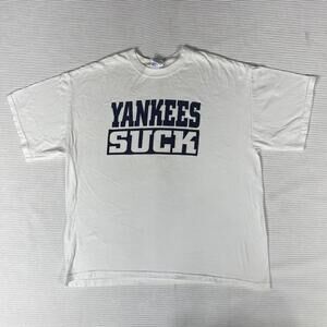 M&O Knits Shirt Mens XL White Yankees Suck Graphic Tee Baseball Funny Sports